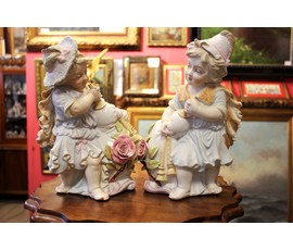 Фото: Пара статуэток-ваз "Гномики с дудочками", конец XIX века