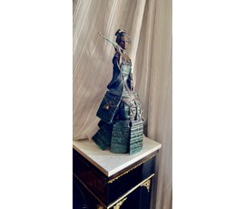 Минко В.М "Гейша" (трансформер с обратной стороны ниндзя) 2015г. Бронза, гранит. Высота 53 см. № 3054