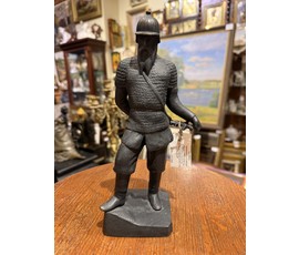 "Ермак", Касли. Чугун. 1983г. Автор Забелло П.П. Высота 23,5 см. № 3867