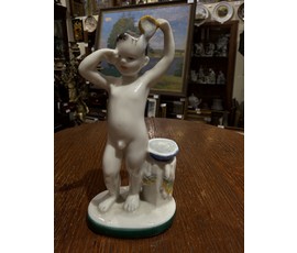 Фото: "Утро", ЛФЗ, фарфор, 1960г. Автор Г. Столбова. Высота 14 см.№ 3868 - Артикул №3868