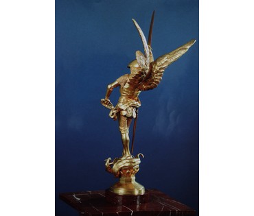 Скульптура "Святой Михаил, поражающий дракона", XIX век (артикул №29) - фото №3
