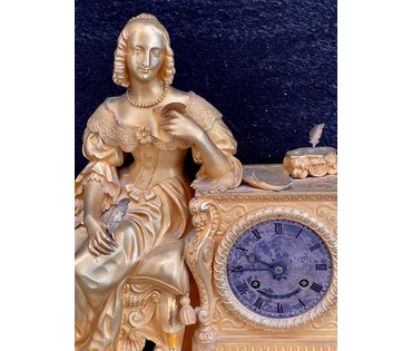 Часы каминные "Девушка, пишущая любовное письмо". Франция, 19 век. Бронза, золочение. Высота 46 см. № 2887 (артикул №2887) - фото №4