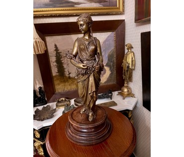 Скульптура "Осень", 19 век. Европа. Бронза, основание дерево орех. Высота 41 см. № 3327 (артикул №3327) - фото №3