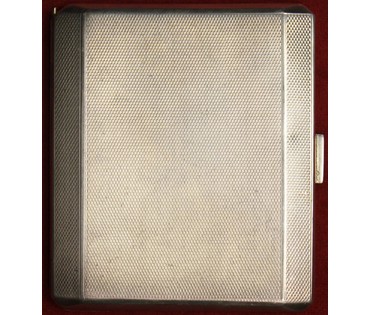 Портсигар с гравировкой в виде геометрического узора Англия,1-я половина 20 века (артикул №44) - фото №2